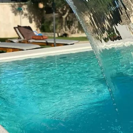 Stalla Vila Kastel Stari