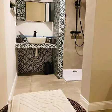 Stalla * Kastel Stari